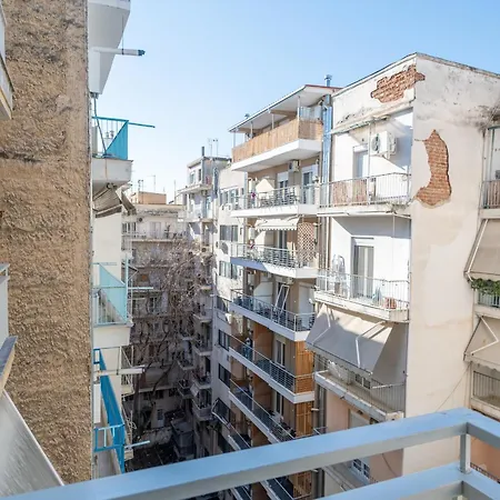 Coloured Nests Apartment Thessaloniki Exterior photo