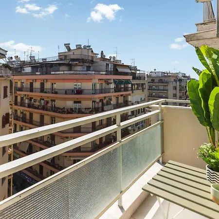 Coloured Nests Apartment Thessaloniki Exterior photo