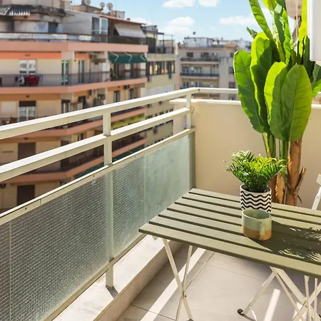 Coloured Nests Apartment Thessaloniki Exterior photo
